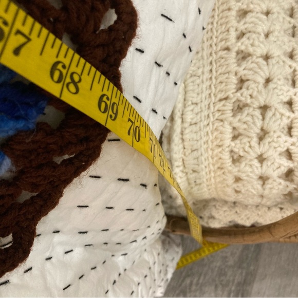 Vintage afghan granny square - Picture 4 of 5